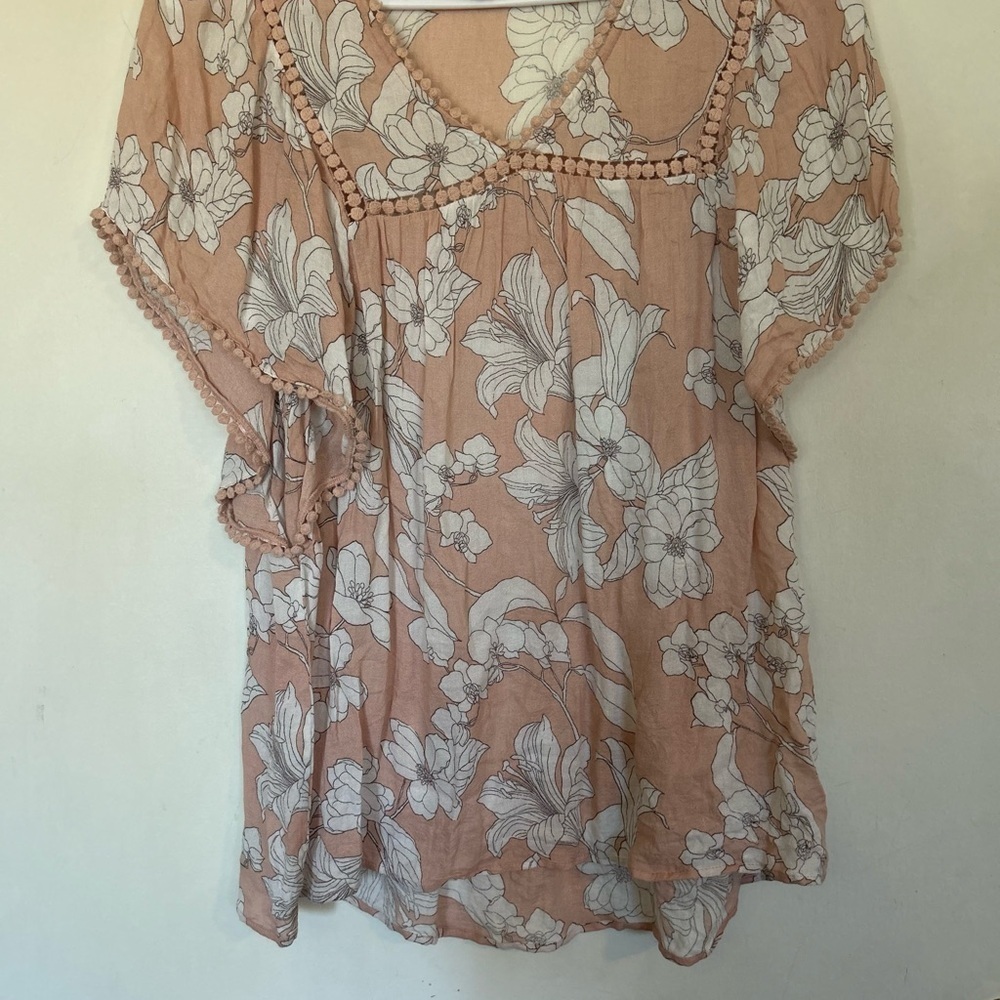 DR2 Floral Print Pink and White Boho cottage core Top Size Small